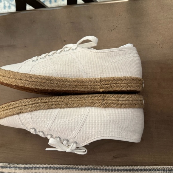 New in box! Superga women’s espadrille sneakers size 9 never worn updated photos - Picture 11 of 15
